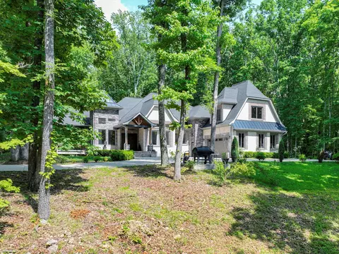 Exterior - 1288 Rogues Fork Rd, Bethpage, TN 37022 photo 19 of 20