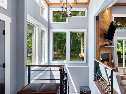 Entry Way - 1288 Rogues Fork Rd, Bethpage, TN 37022 photo 7 of 7