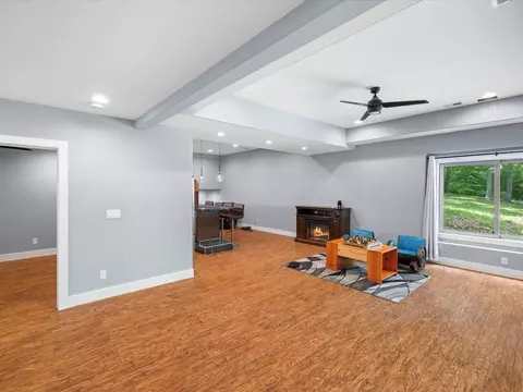 Living - 1288 Rogues Fork Rd, Bethpage, TN 37022 photo 2 of 2