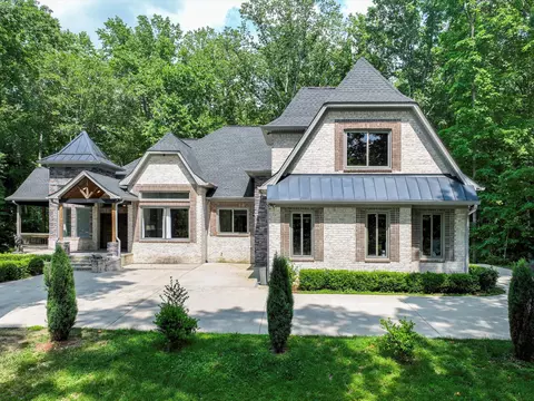 Exterior - 1288 Rogues Fork Rd, Bethpage, TN 37022 photo 18 of 20