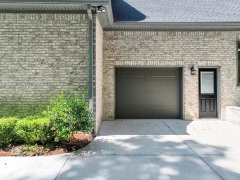 Exterior - 1288 Rogues Fork Rd, Bethpage, TN 37022 photo 5 of 20