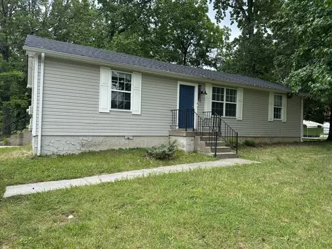 410 Buckeye Ln, Clarksville, TN 37042