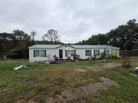 7319 Pinewood Rd, Nunnelly, TN 37137
