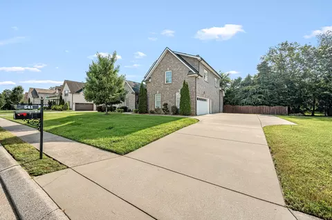 541 Piccadilly Dr, Murfreesboro, TN 37128 photo 3