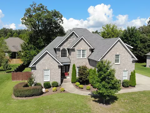 541 Piccadilly Dr, Murfreesboro, TN 37128