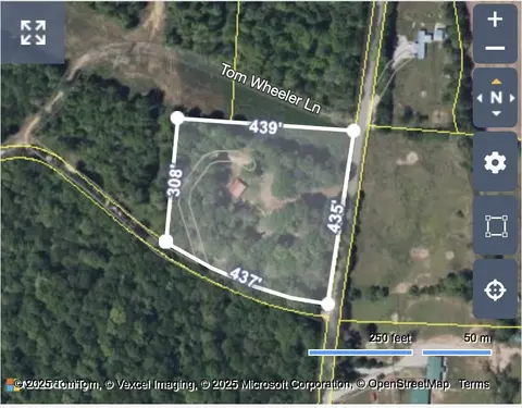 40 Tom Wheeler Ln, Mcewen, TN 37101