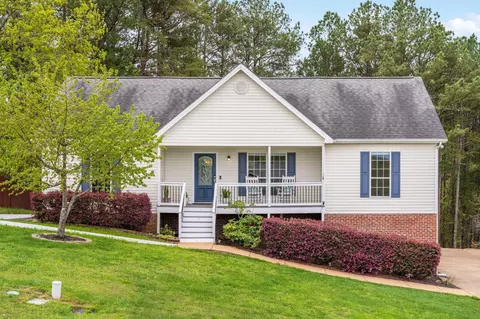 826 Tommie Ln, Soddy Daisy, TN 37379