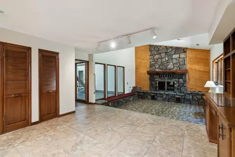 Living - 481 Winding Path, Winchester, TN 37398 photo 6 of 7
