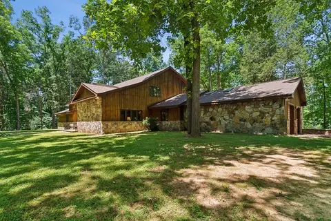 Exterior - 481 Winding Path, Winchester, TN 37398 photo 5 of 15
