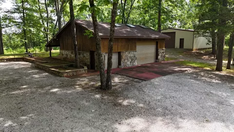 Exterior - 481 Winding Path, Winchester, TN 37398 photo 13 of 15
