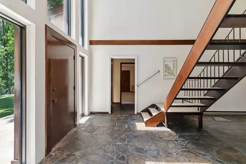 Entry Way - 481 Winding Path, Winchester, TN 37398 photo 2 of 2
