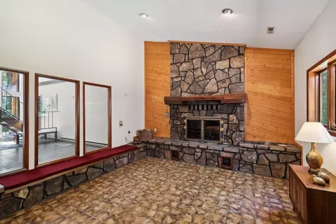 Living - 481 Winding Path, Winchester, TN 37398 photo 5 of 7
