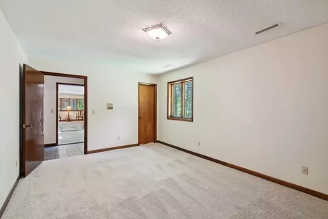 Bedroom - 481 Winding Path, Winchester, TN 37398 photo 3 of 7