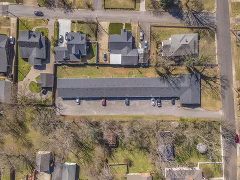 View/Area - 123 S Sam Davis Ave, Pulaski, TN 38478 photo 1 of 10