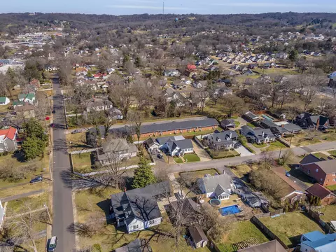 View/Area - 123 S Sam Davis Ave, Pulaski, TN 38478 photo 6 of 10