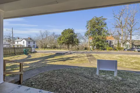 Exterior - 123 S Sam Davis Ave, Pulaski, TN 38478 photo 4 of 11