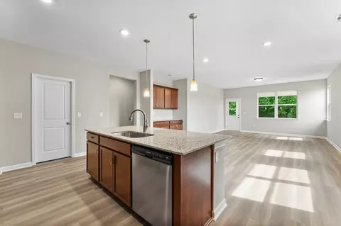 36 Aurora Cir, Fayetteville, TN 37334