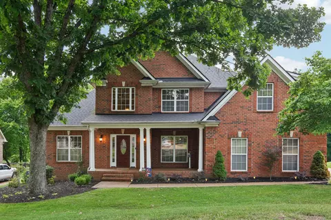 105 Turning Leaf Way, Hendersonville, TN 37075