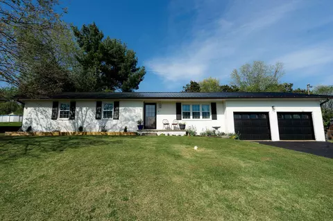 7620 Cedarcrest Rd, Knoxville, TN 37938
