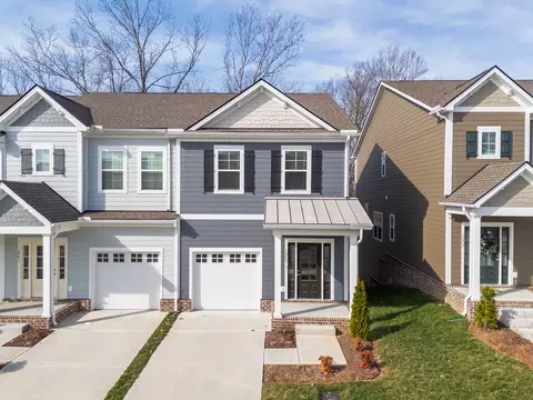 1067 Sweetleaf Dr, Franklin, TN 37064