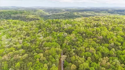 8981 Big Bend Rd, Signal Mountain, TN 37377