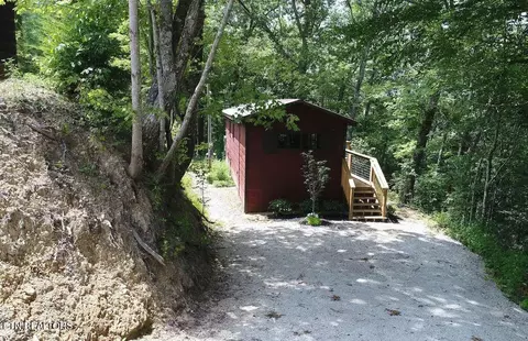 3122 Bear Mountain Lane Ln, Sevierville, TN 37876