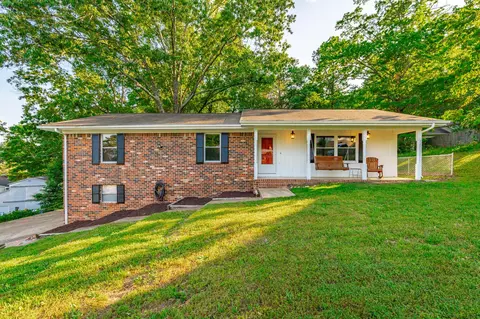 227 Woodie Dr, Ringgold, GA 30736