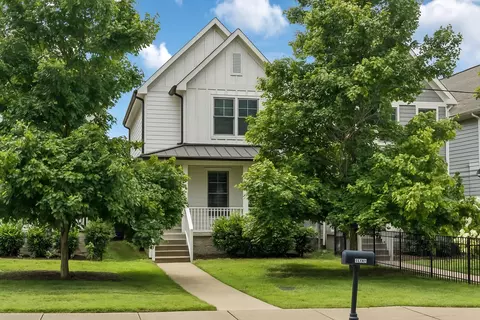 5607 California Ave # B, Nashville, TN 37209