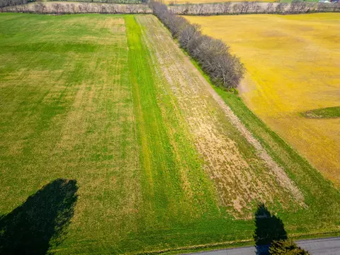 1 Armstrong Rd, Springfield, TN 37172 photo 2