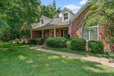453 Harpeth Meadows Dr, Kingston Springs, TN 37082