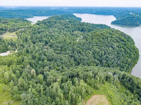 0 Peninsulas Edge Ct, Smithville, TN 37166