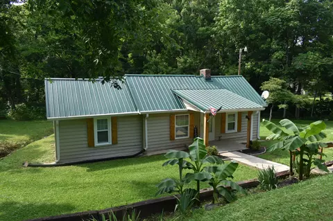 34 Thompson Hollow Rd, Carthage, TN 37030