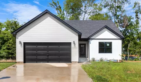 2622 Burch Rd, Clarksville, TN 37042