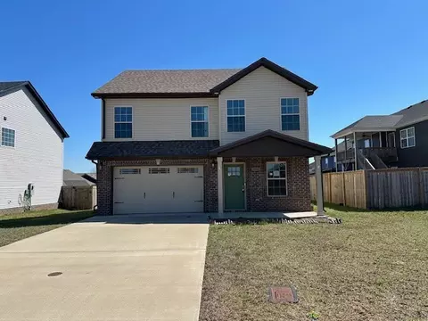 1984 Sydney Louise Dr, Clarksville, TN 37042