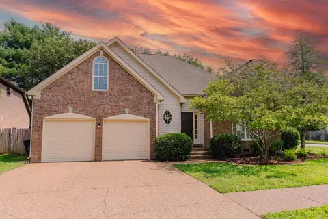 100 Crestfield Pl, Franklin, TN 37069