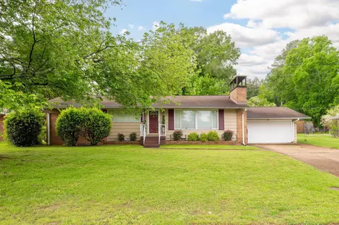 4718 Fairwood Ln, Chattanooga, TN 37416