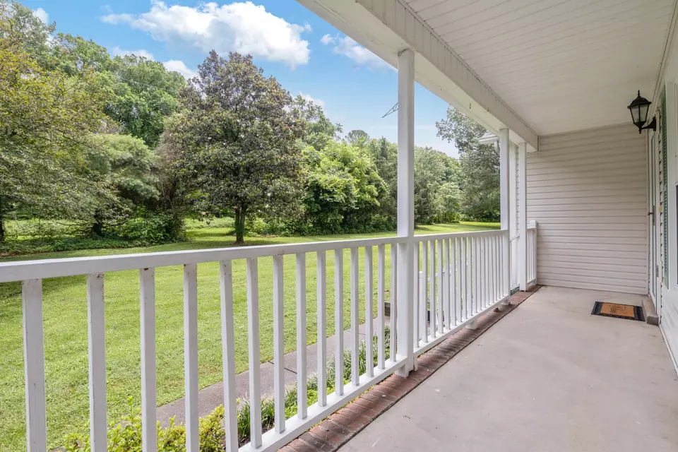 Exterior - 4216 Pulaski Hwy, Culleoka, TN 38451 photo 3 of 15