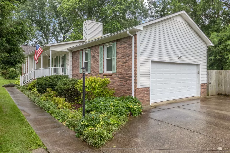 Exterior - 4216 Pulaski Hwy, Culleoka, TN 38451 photo 8 of 15
