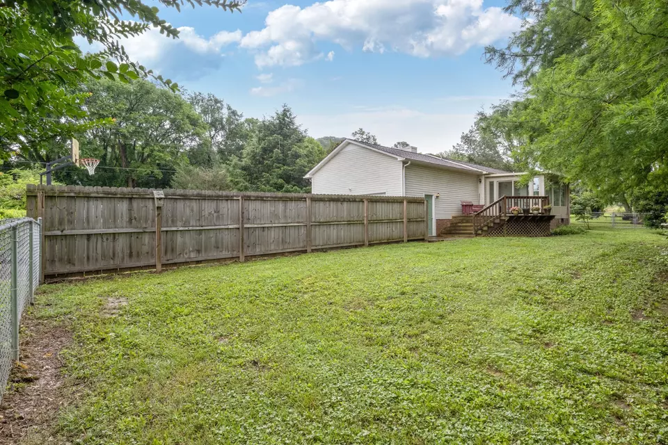 Exterior - 4216 Pulaski Hwy, Culleoka, TN 38451 photo 11 of 15