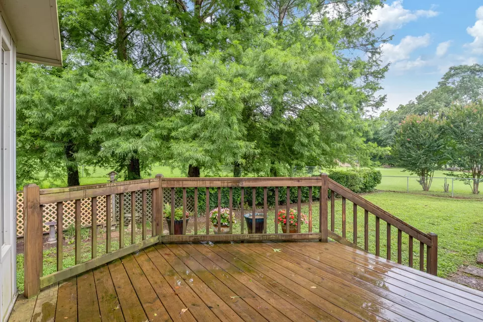 Exterior - 4216 Pulaski Hwy, Culleoka, TN 38451 photo 9 of 15