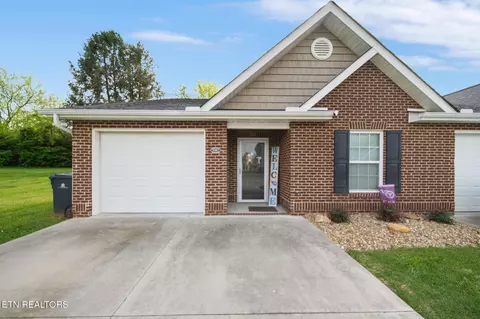 5003 White Petal Way, Knoxville, TN 37912