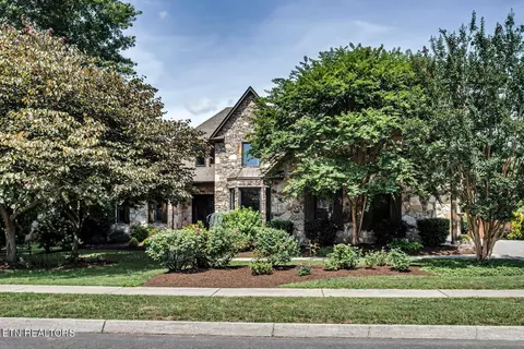 230 Shadowfax Rd, Knoxville, TN 37934
