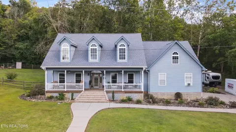108 Bingham Dr, Clinton, TN 37716