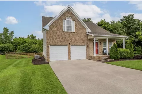 2003 Solomon Ct, Spring Hill, TN 37174 photo 2