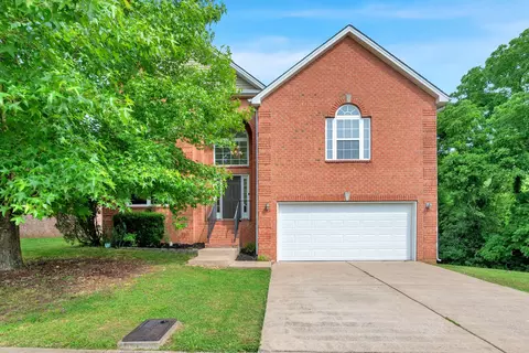 1561 Constitution Ave, Nashville, TN 37207