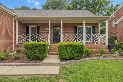 721 Shadowlawn Ct, Franklin, TN 37069