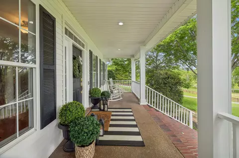 Exterior - 1387 Floyd Rd, Eagleville, TN 37060 photo 8 of 21