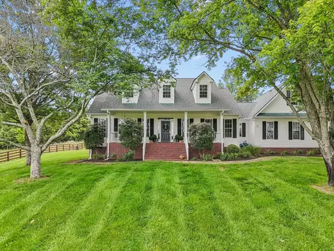 Exterior - 1387 Floyd Rd, Eagleville, TN 37060 photo 2 of 21