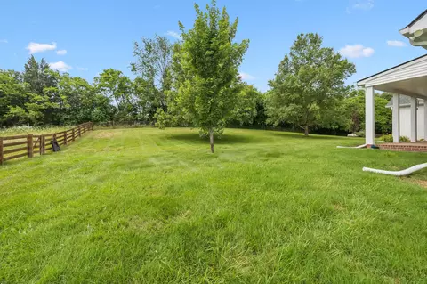 Exterior - 1387 Floyd Rd, Eagleville, TN 37060 photo 15 of 21