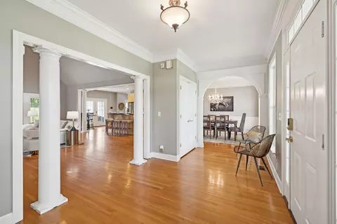 Entry Way - 1387 Floyd Rd, Eagleville, TN 37060 photo 3 of 4